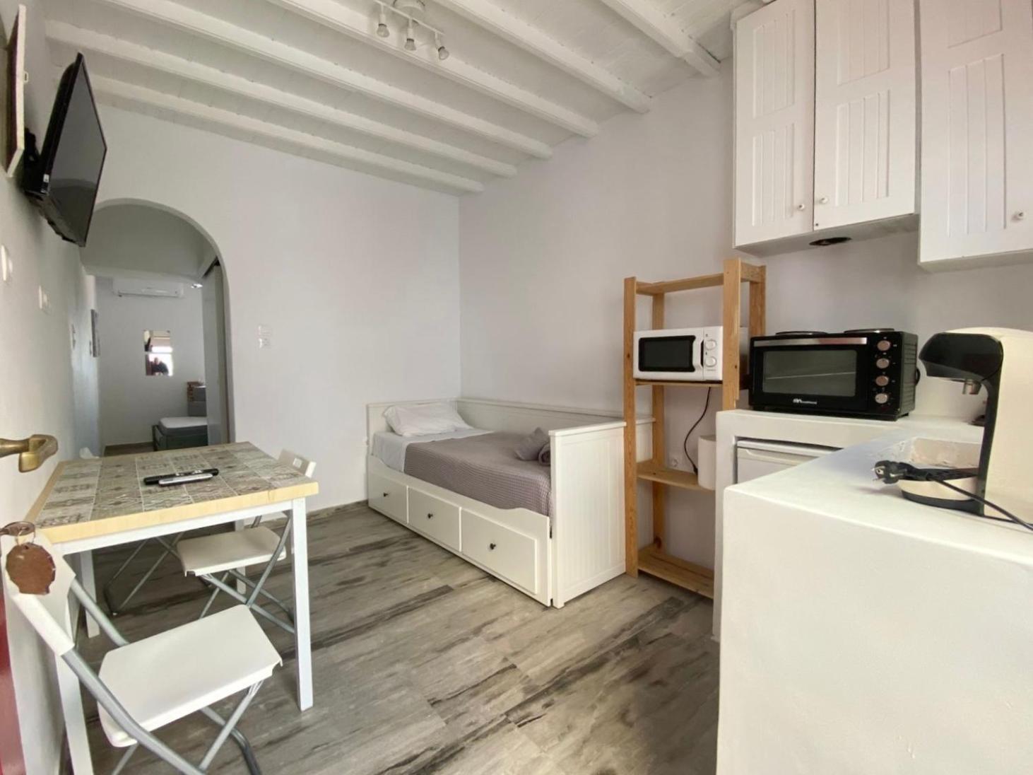 Elenitas Town House With Balcony And Sea View Apartment Mykonos Town Екстериор снимка