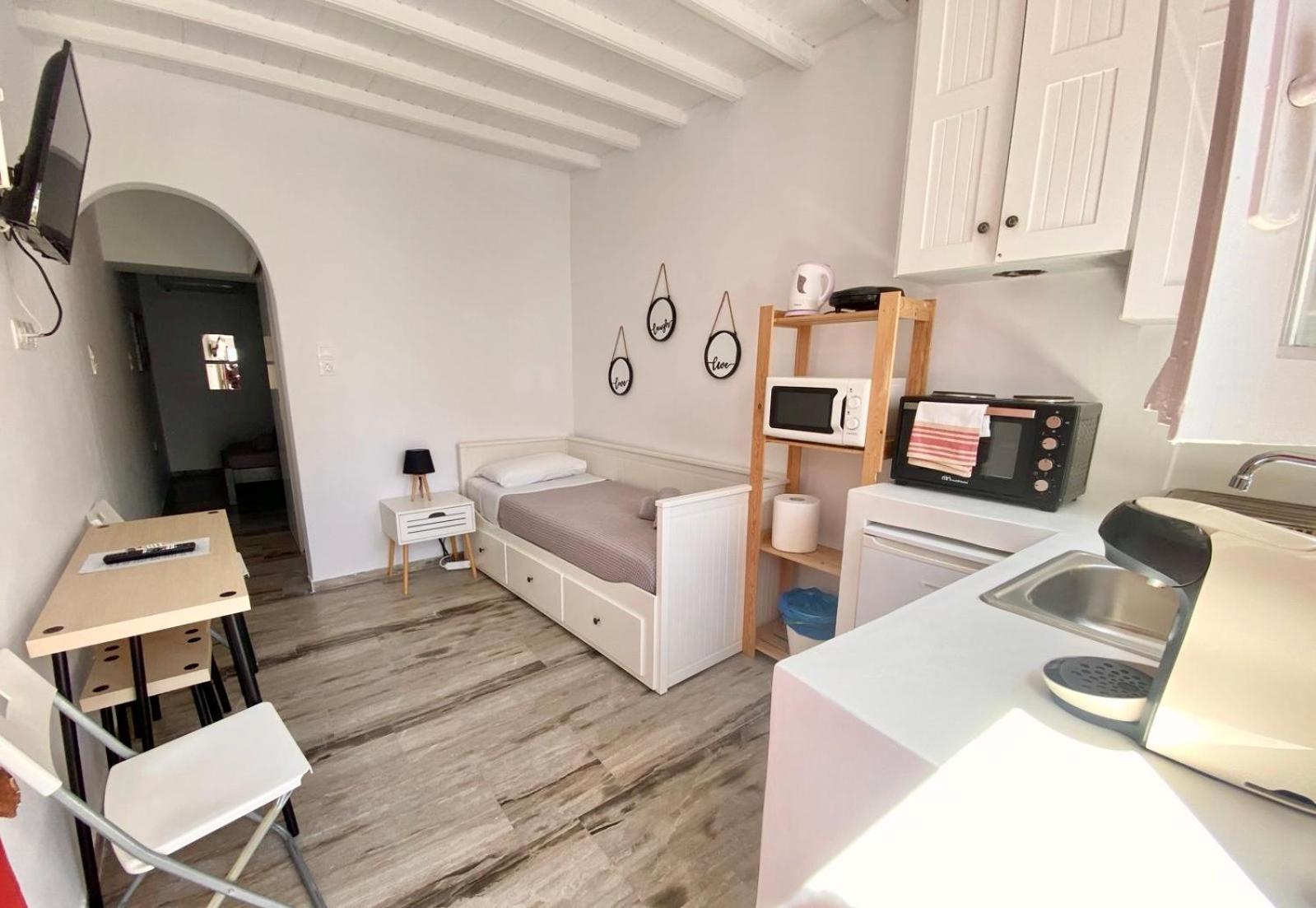 Elenitas Town House With Balcony And Sea View Apartment Mykonos Town Екстериор снимка
